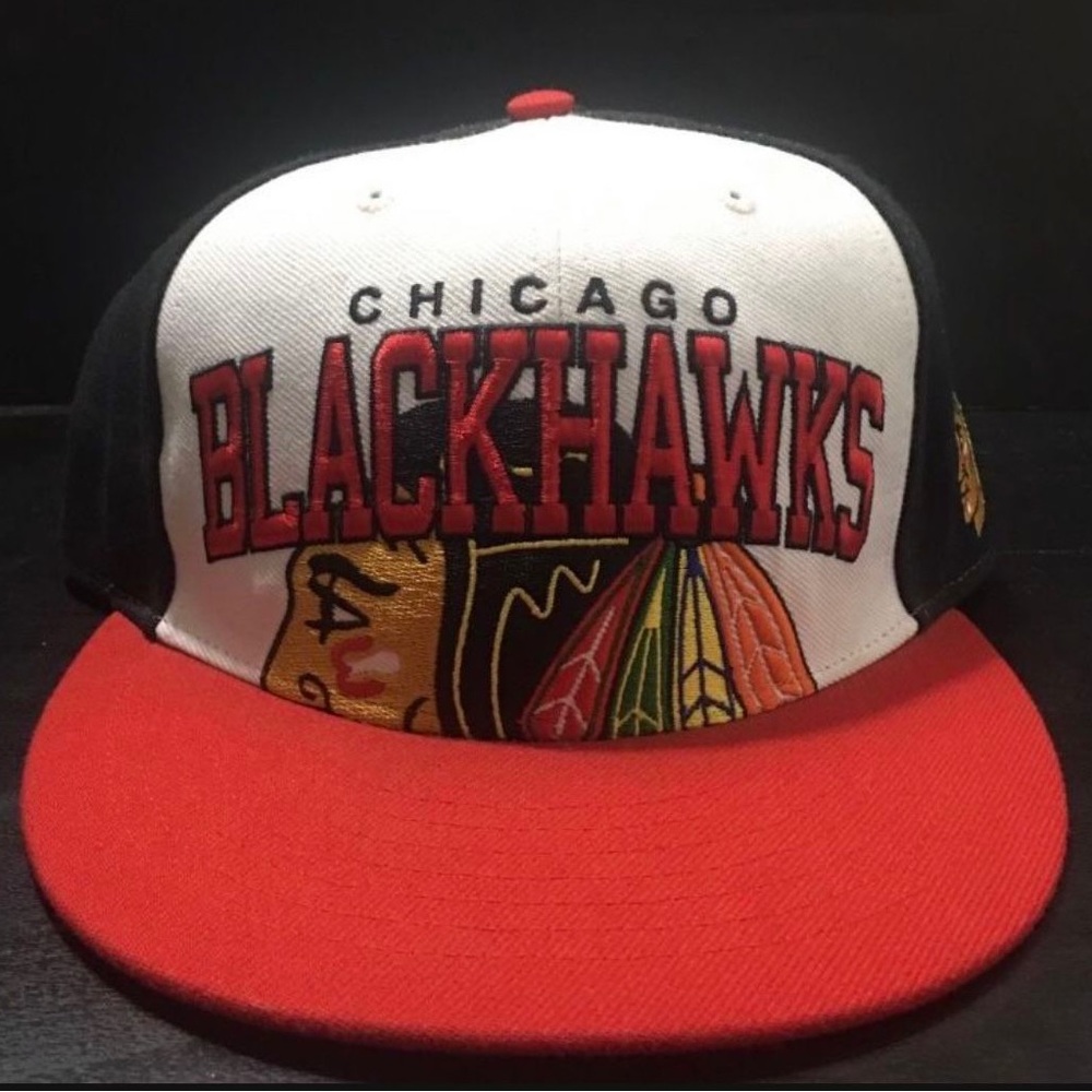NHL red, black & white Chicago Blackhawks SnapBack Hat